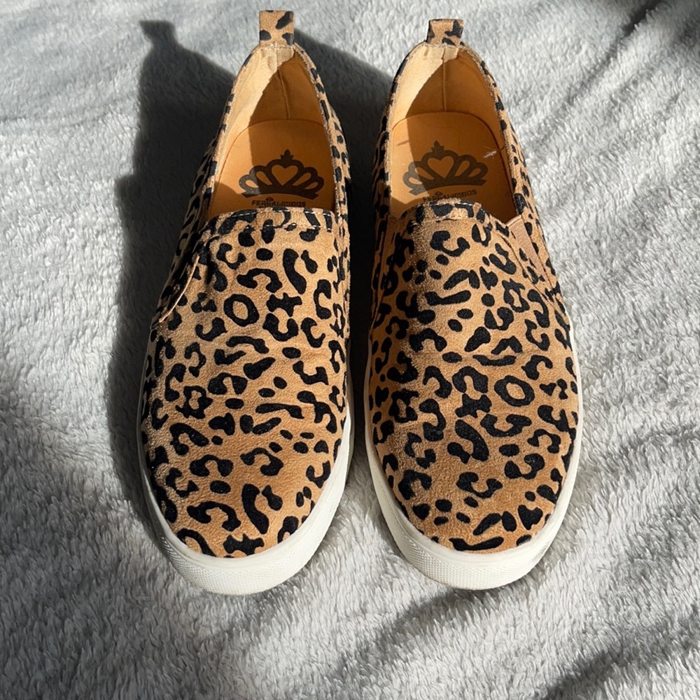 Fergalicious Shortly slip on shoes • size 7 1/2